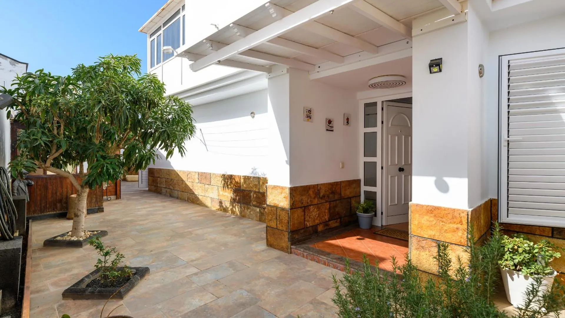 Casa Kesa, El Rincon De Juan Villa Tias Holiday home